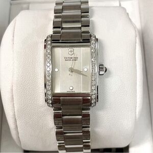 Victorinox Swiss Army Diamond Watch